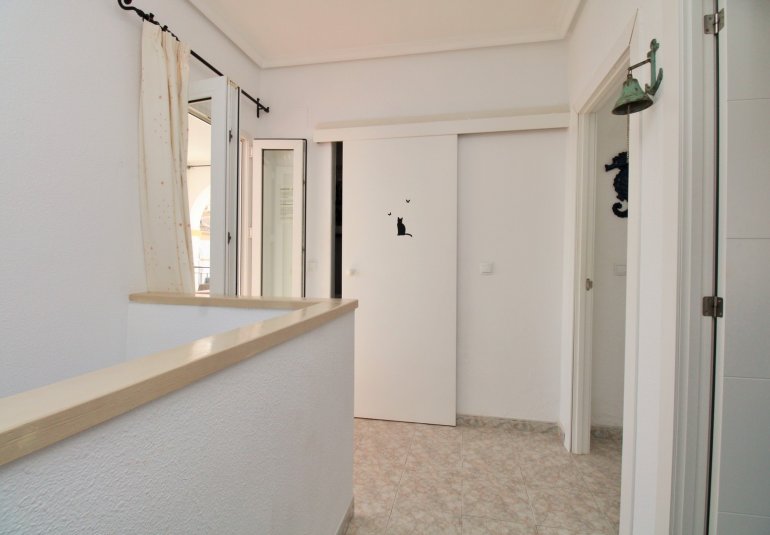 Herverkoop - Apartment -
Playa Flamenca