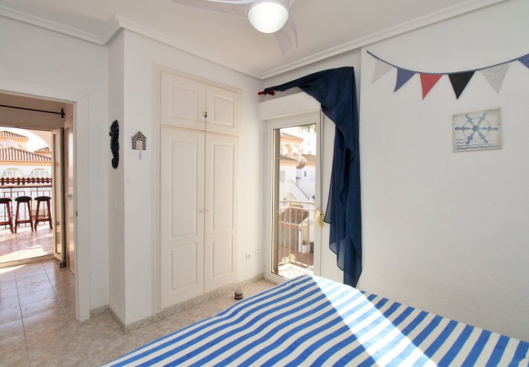 Herverkoop - Apartment -
Playa Flamenca