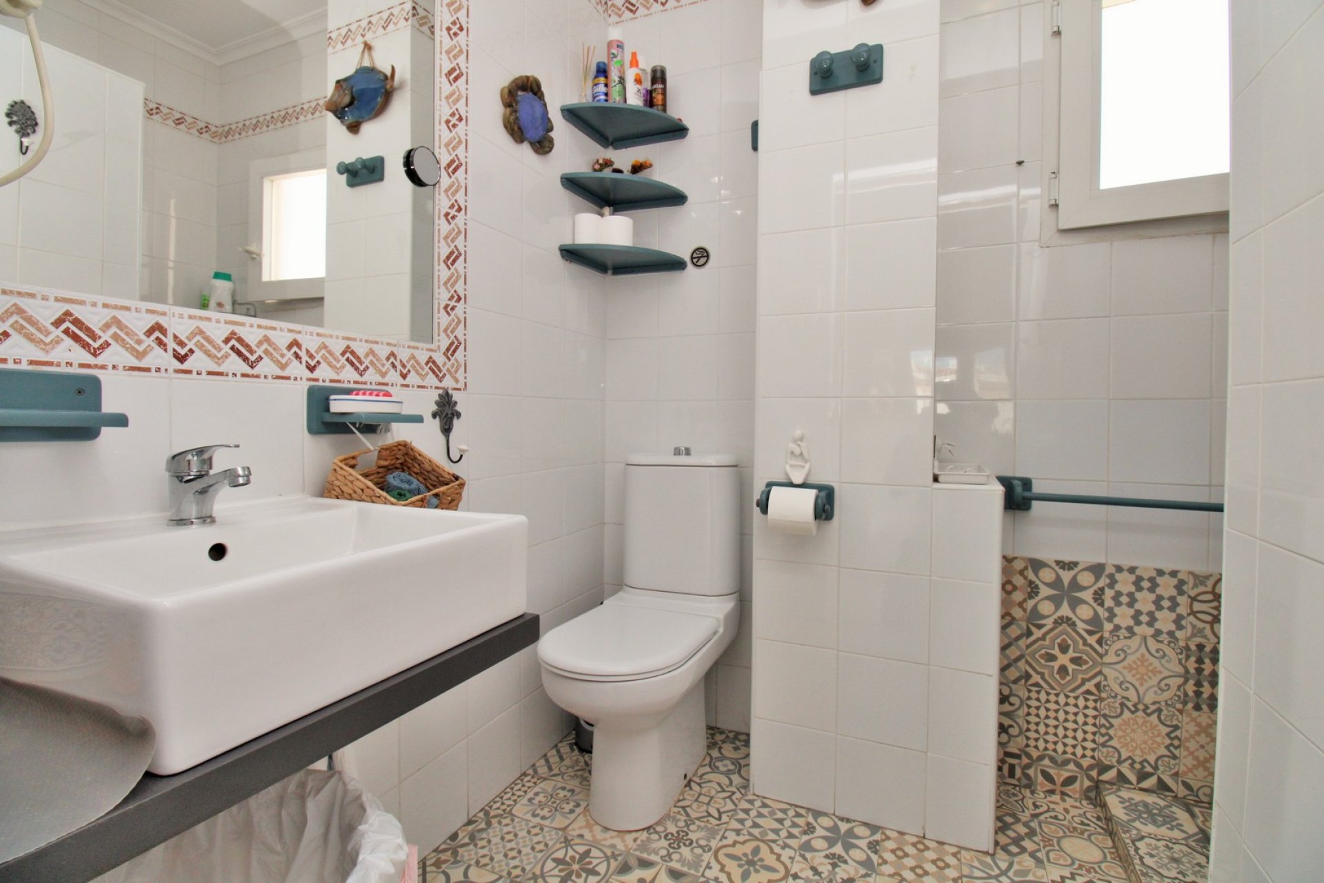 Herverkoop - Apartment -
Playa Flamenca