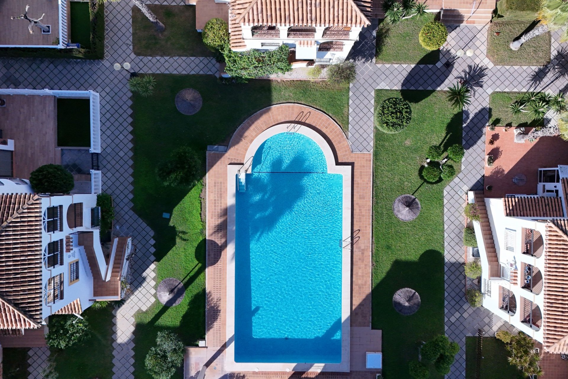 Herverkoop - Apartment -
Playa Flamenca