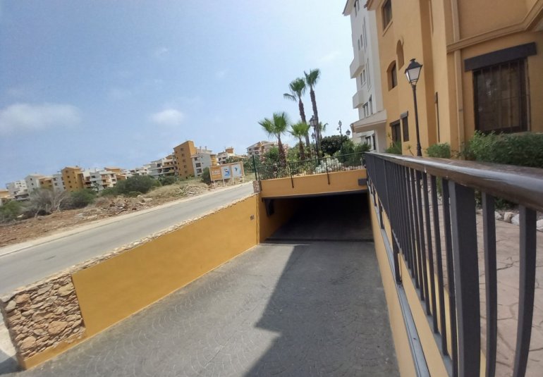 Herverkoop - Apartment -
Punta Prima