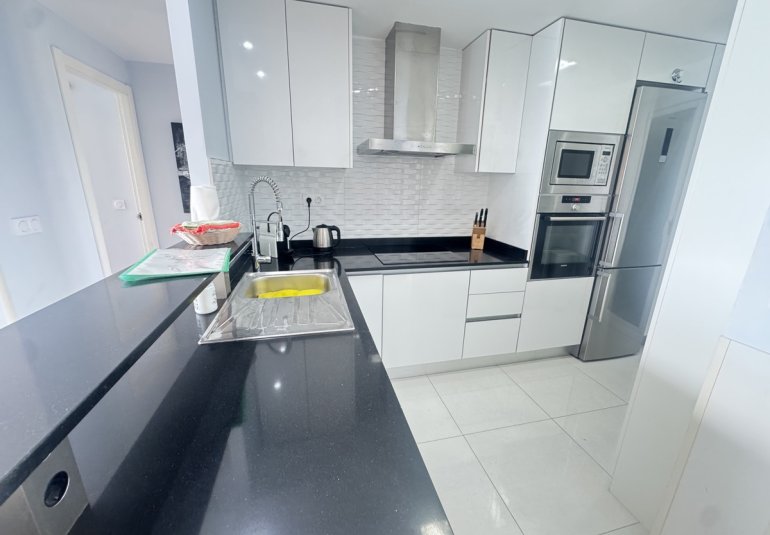 Herverkoop - Apartment -
Punta Prima