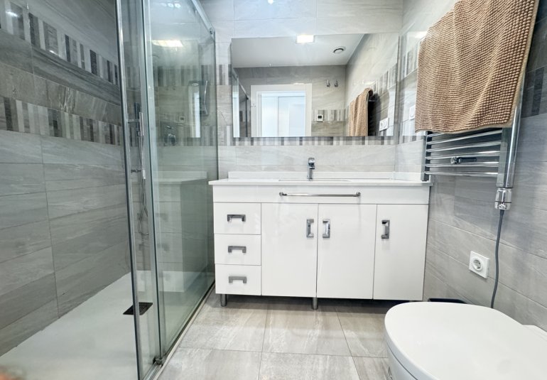 Herverkoop - Apartment -
Punta Prima