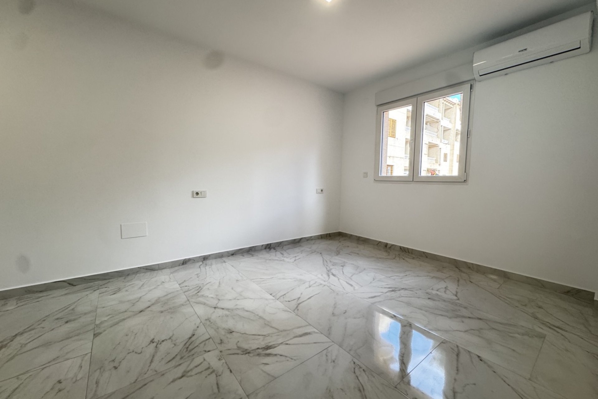 Herverkoop - Apartment -
Torrevieja
