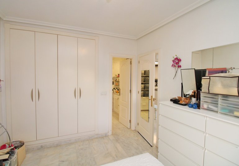 Herverkoop - Apartment -
Villamartin - PAU 8