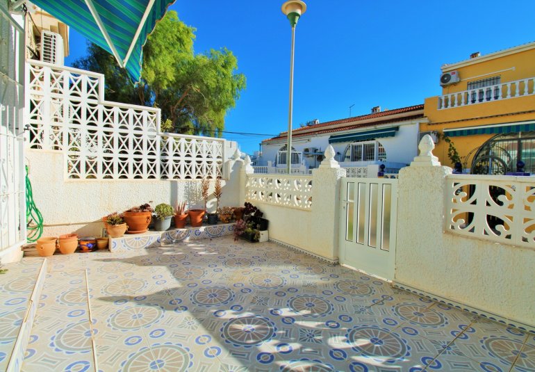 Herverkoop - Bungalow -
Torrevieja - El Chaparral