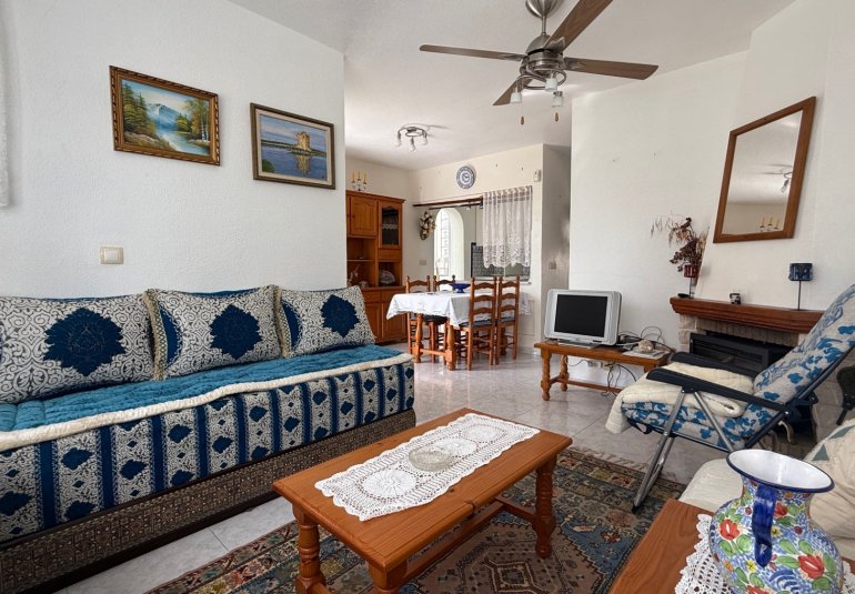 Herverkoop - Duplex -
Orihuela Costa - Villamartín