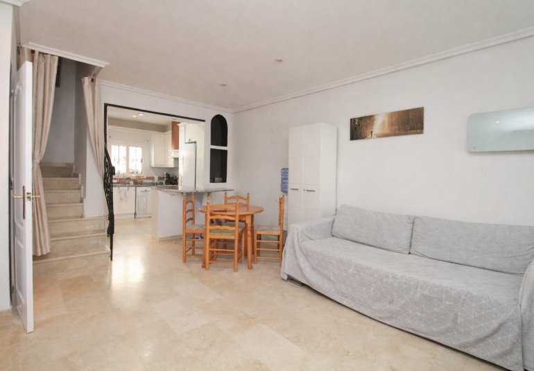 Herverkoop - Herenhuis -
Villamartin - Los Dolses