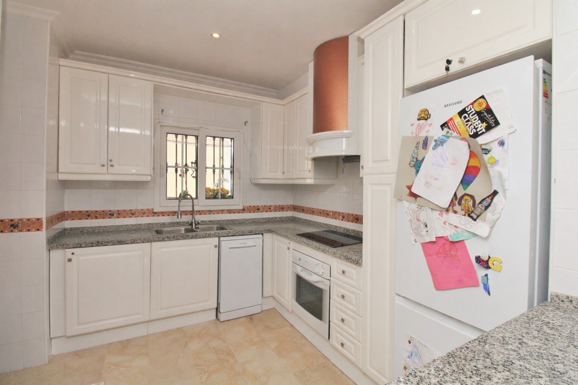 Herverkoop - Herenhuis -
Villamartin - Los Dolses