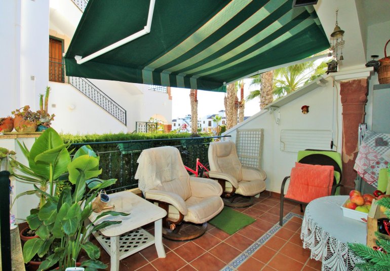 Herverkoop - Herenhuis -
Villamartin - PAU 8