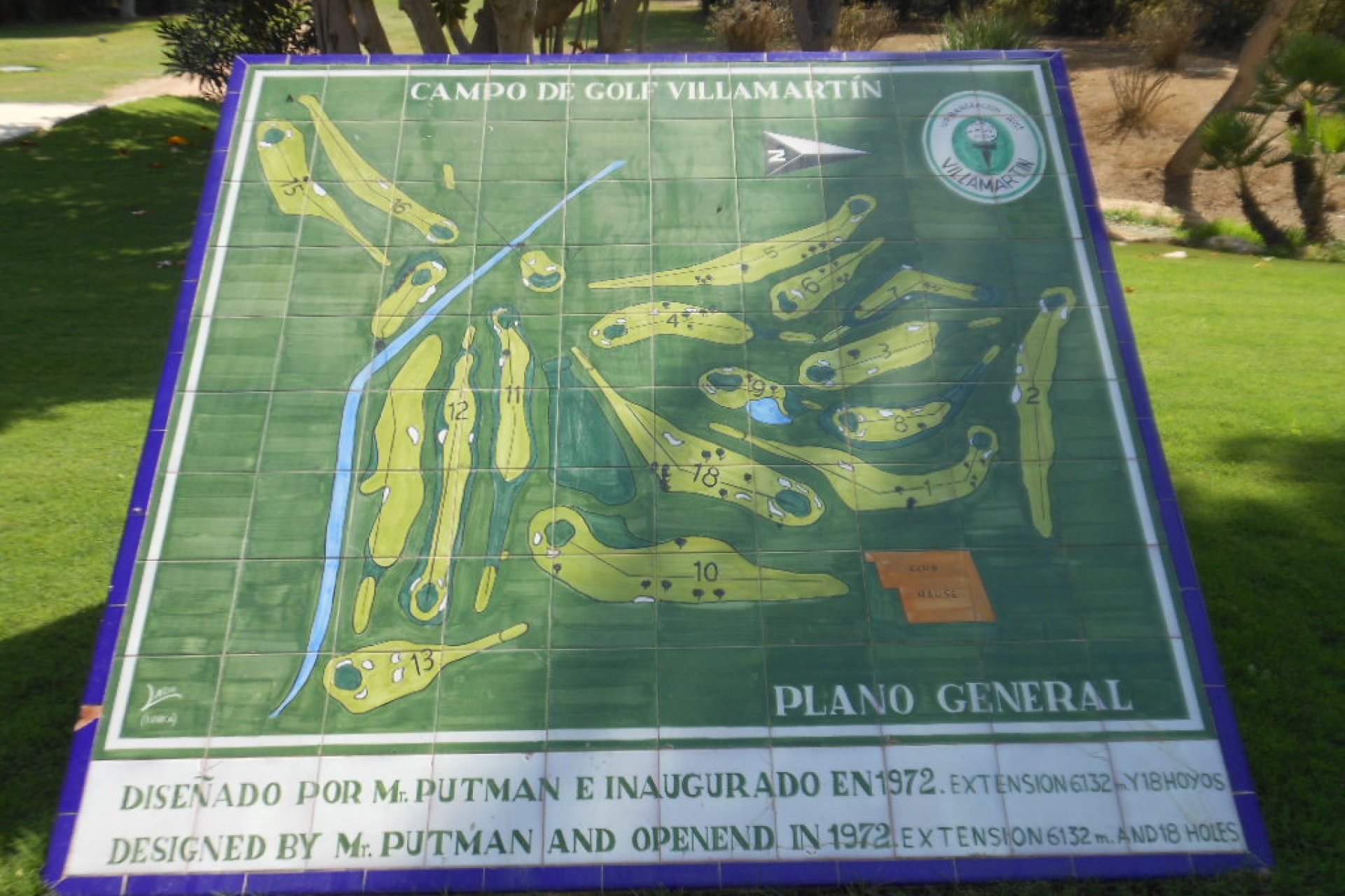 Herverkoop - Herenhuis -
Villamartin - PAU 8