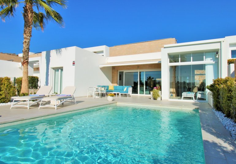 Herverkoop - Villa -
Algorfa - La Finca Golf Resort