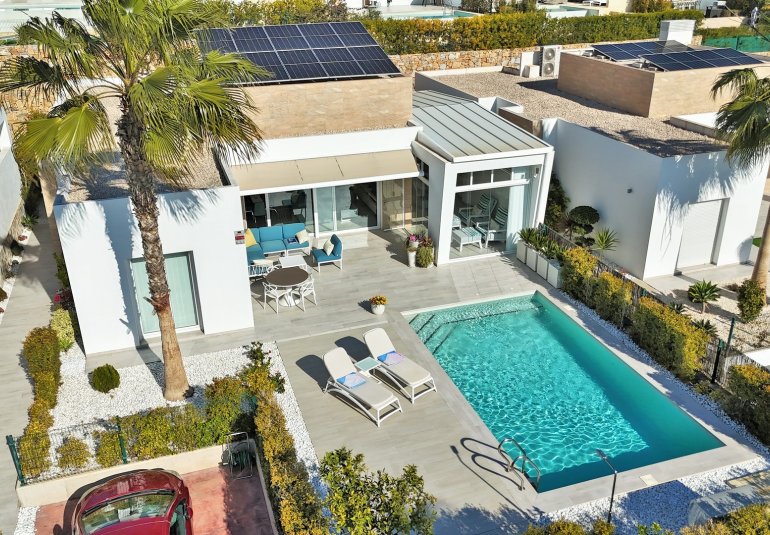 Herverkoop - Villa -
Algorfa - La Finca Golf Resort