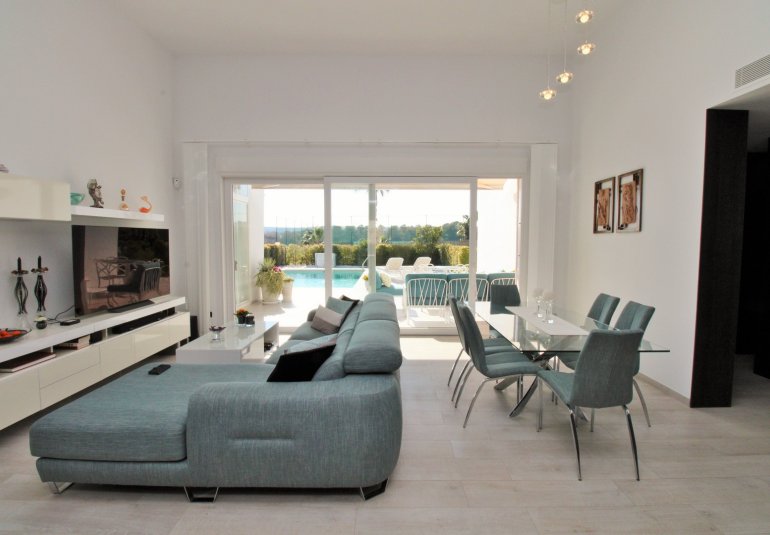 Herverkoop - Villa -
Algorfa - La Finca Golf Resort