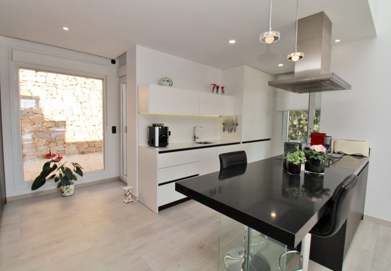 Herverkoop - Villa -
Algorfa - La Finca Golf Resort