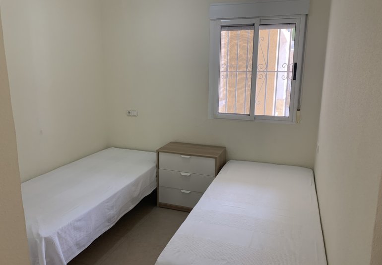 Herverkoop - Villa -
Algorfa (montemar)