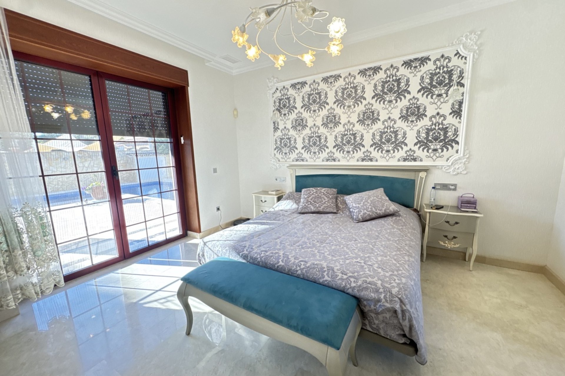 Herverkoop - Villa -
Cabo Roig