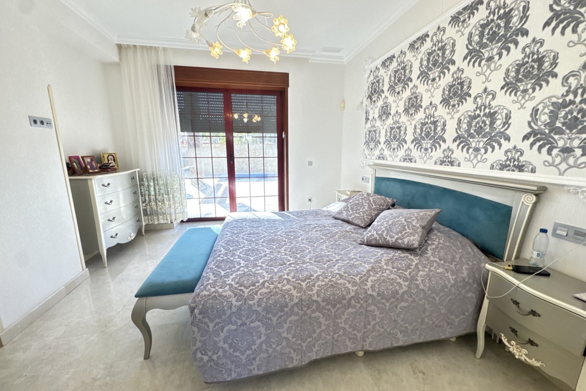 Herverkoop - Villa -
Cabo Roig