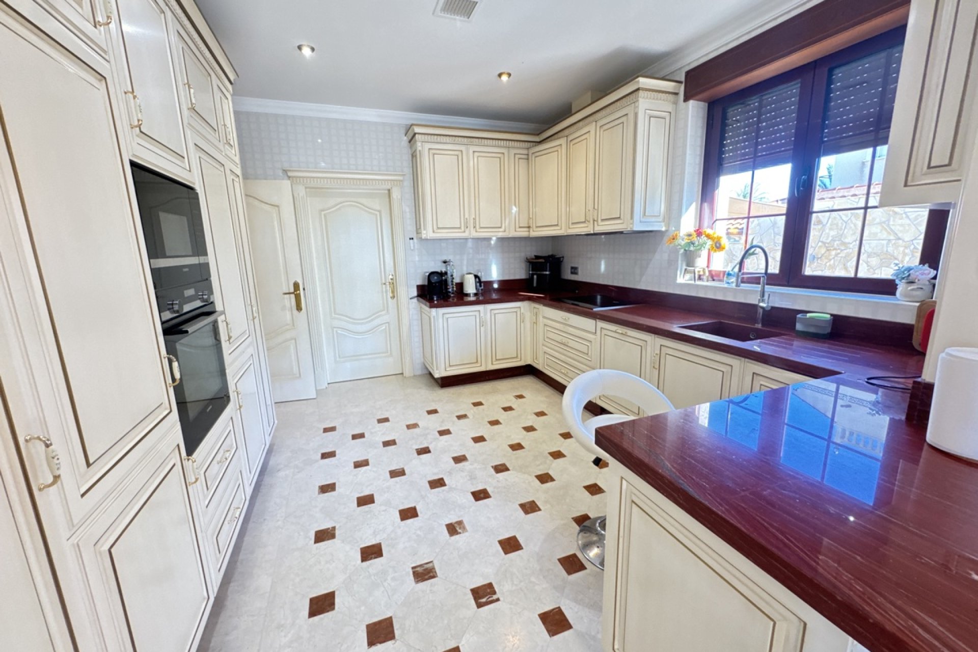 Herverkoop - Villa -
Cabo Roig