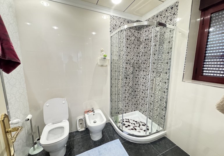 Herverkoop - Villa -
Cabo Roig