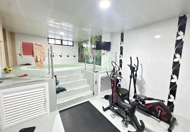 Herverkoop - Villa -
Cabo Roig