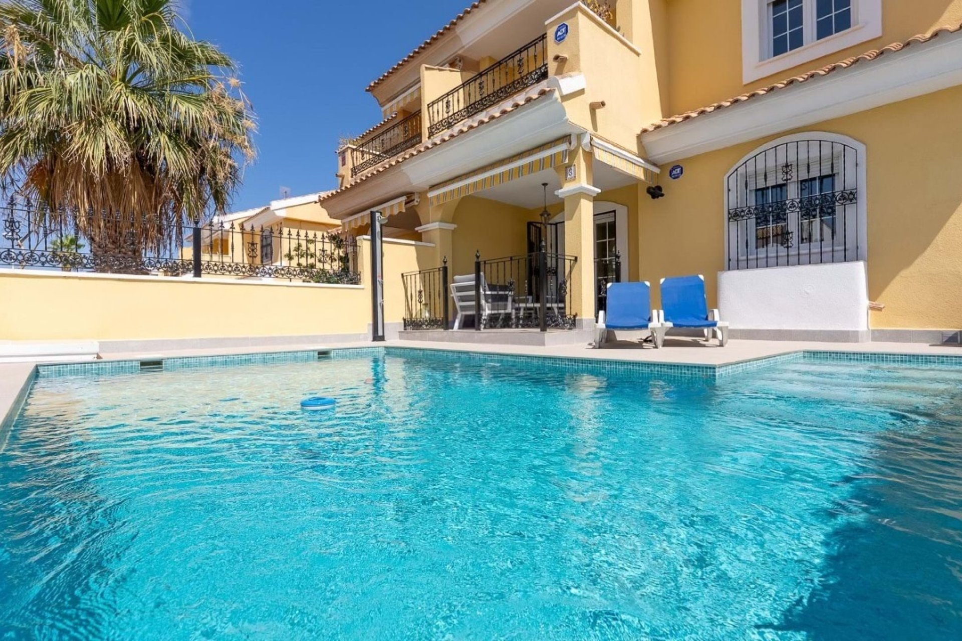 Herverkoop - Villa -
Villamartin - Los Dolses