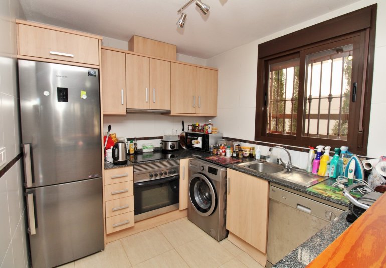 Herverkoop - Villa -
Villamartin - PAU 8