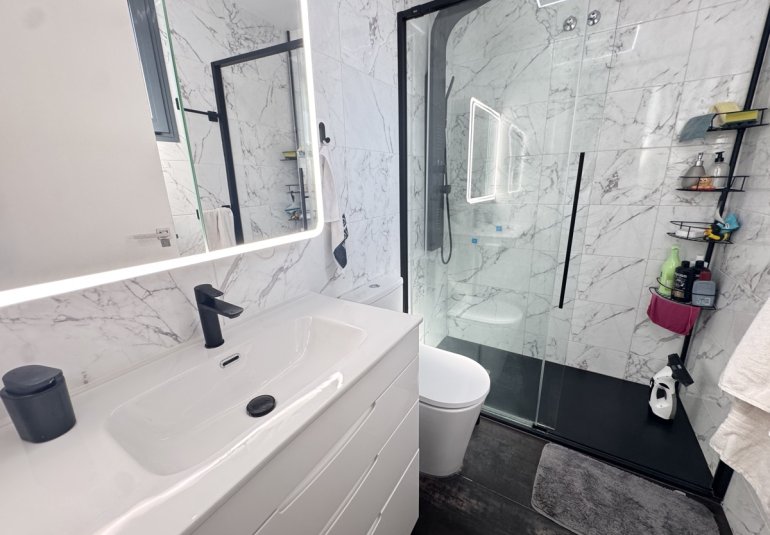 Herverkoop - Villa -
Villamartin