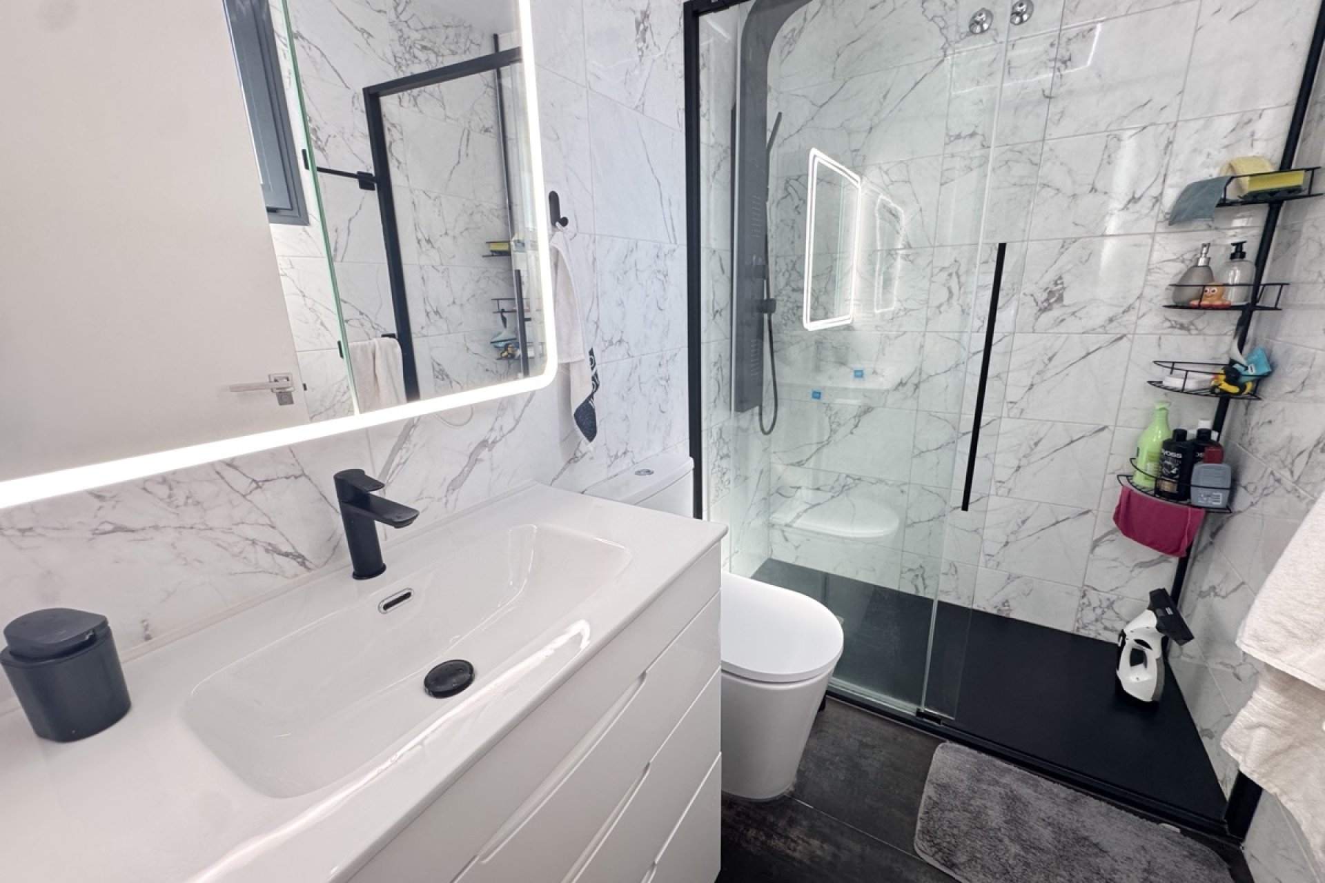 Herverkoop - Villa -
Villamartin