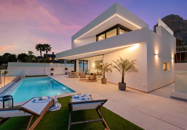 New Build - detached -
Polop