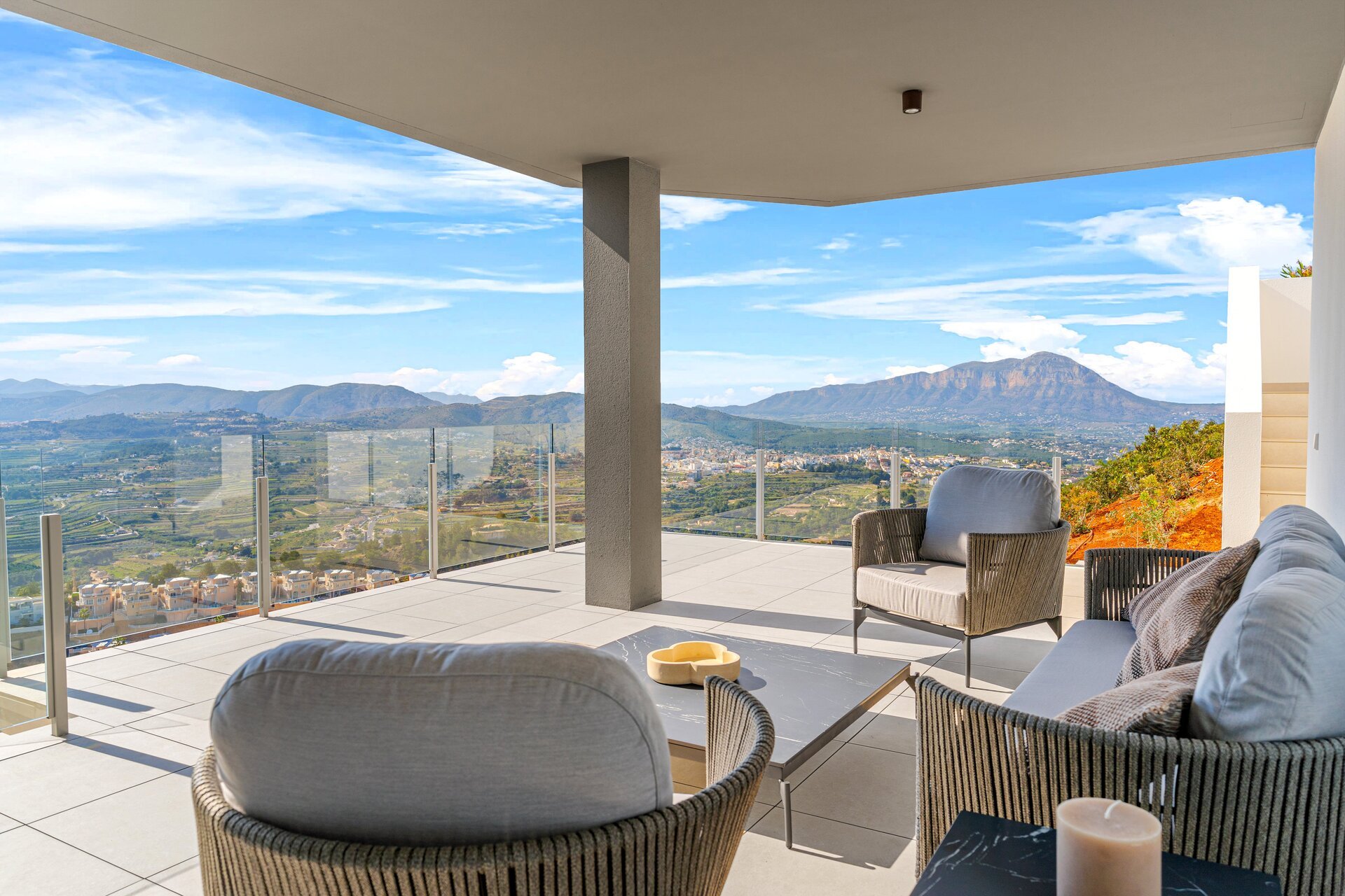 Nieuwbouw Woningen - Villa -
Cumbre del Sol