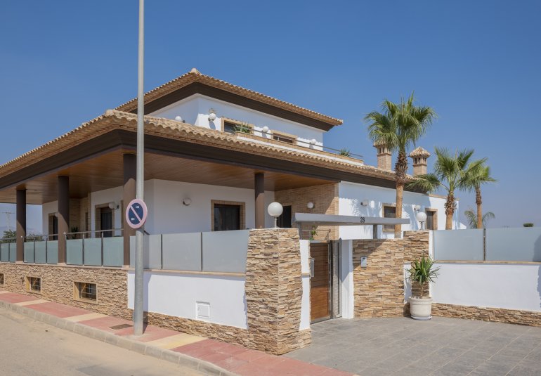 Nieuwbouw Woningen - Villa -
Jerónimo y Avileses