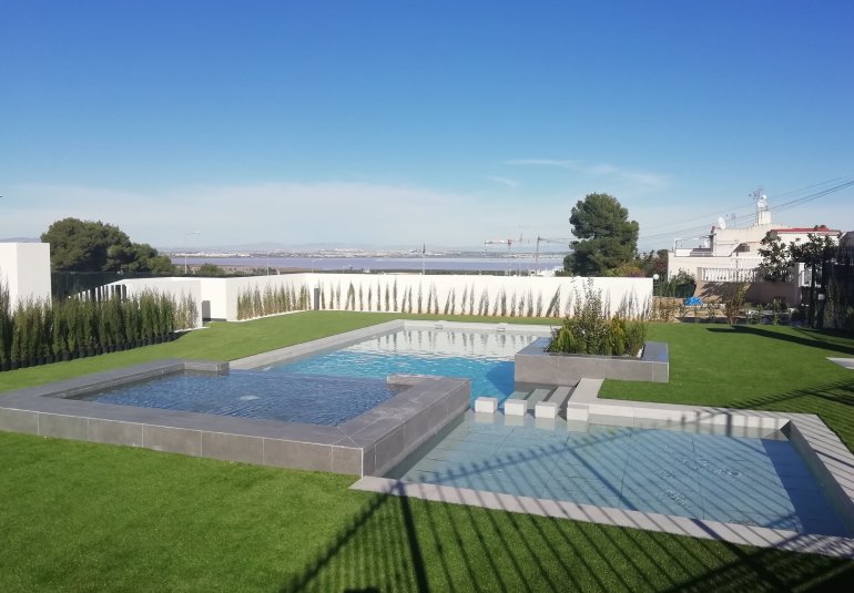 Nouvelle construction - low-bungalow -
Torrevieja