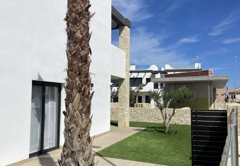 Nouvelle construction - terraced -
Torrevieja