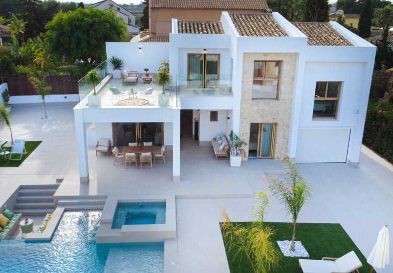 Nouvelle construction - Villa -
Orihuela Costa