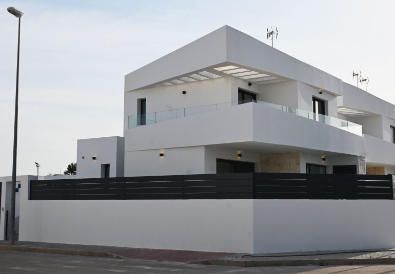 Obra nueva - Villa -
Dolores