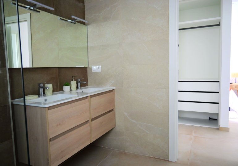 Obra nueva - Villa -
Dolores