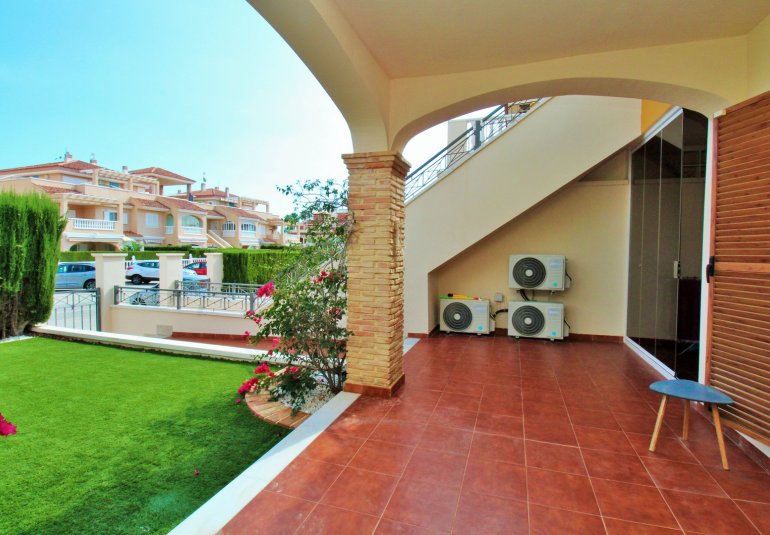 Resale - Apartment -
Playa Flamenca
