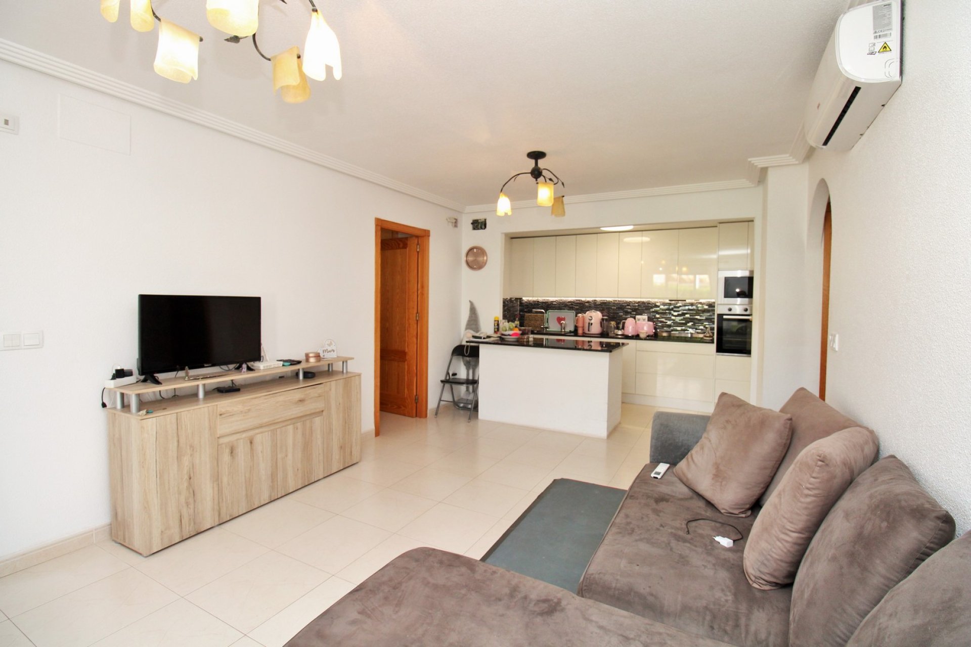 Resale - Apartment -
Playa Flamenca