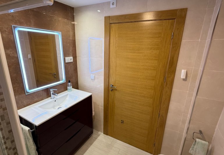 Resale - Apartment -
Torrevieja - Costa Blanca Sur