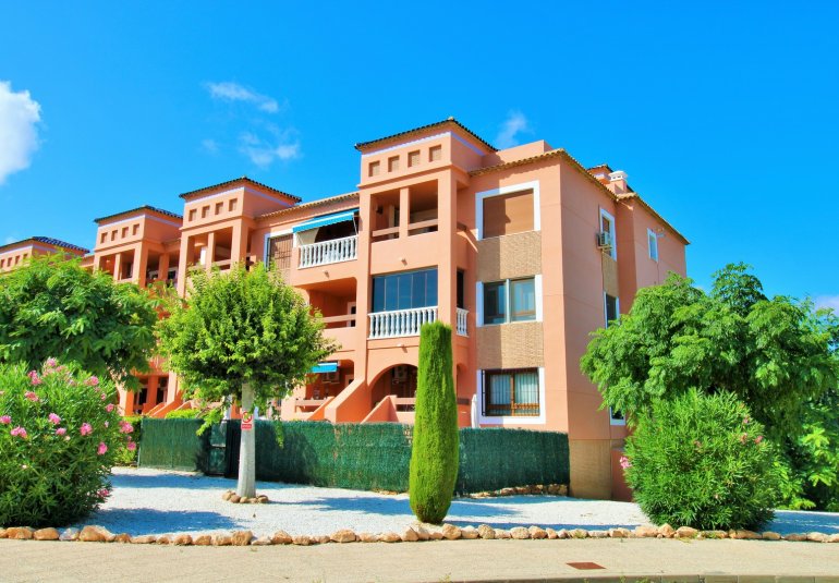 Resale - Apartment -
Villamartin - PAU 8