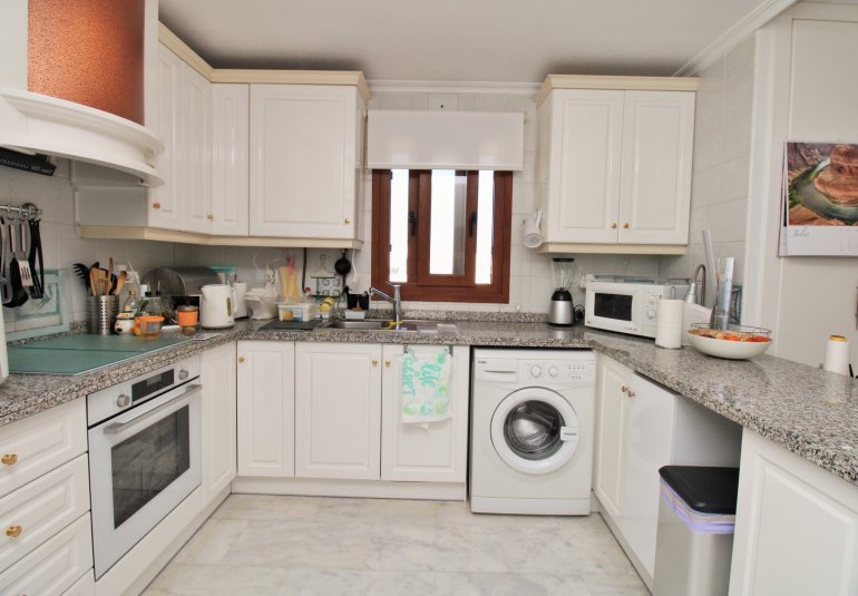 Resale - Apartment -
Villamartin - PAU 8