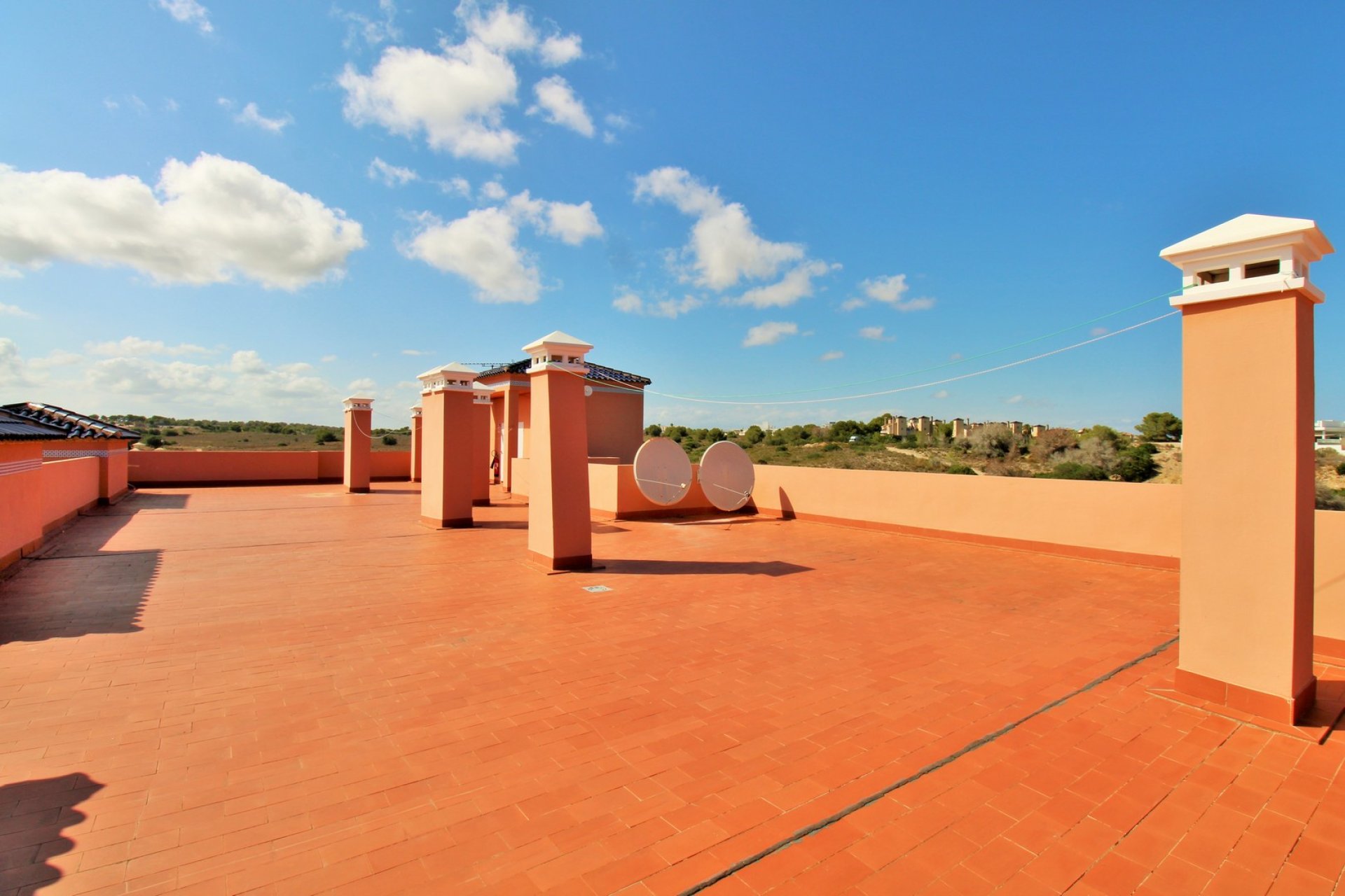 Resale - Apartment -
Villamartin - PAU 8