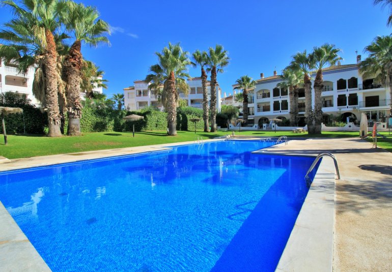 Resale - Apartment -
Villamartin