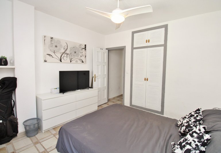 Resale - Apartment -
Villamartin