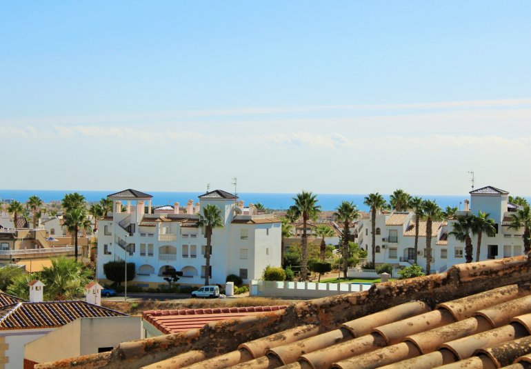 Resale - Apartment -
Villamartin