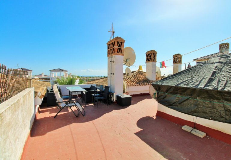Resale - Apartment -
Villamartin