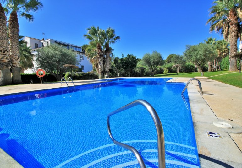 Resale - Apartment -
Villamartin