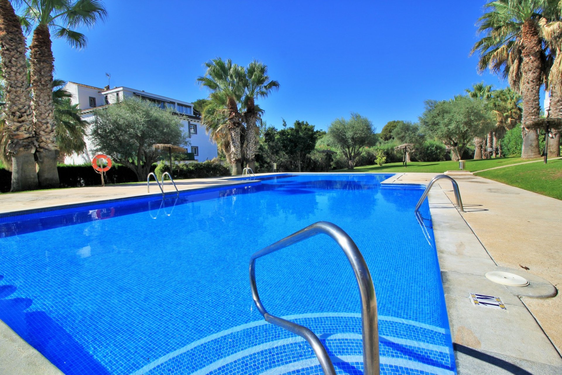 Resale - Apartment -
Villamartin