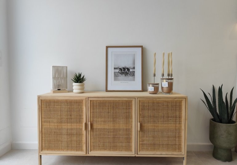 Resale - Bungalow -
La Siesta